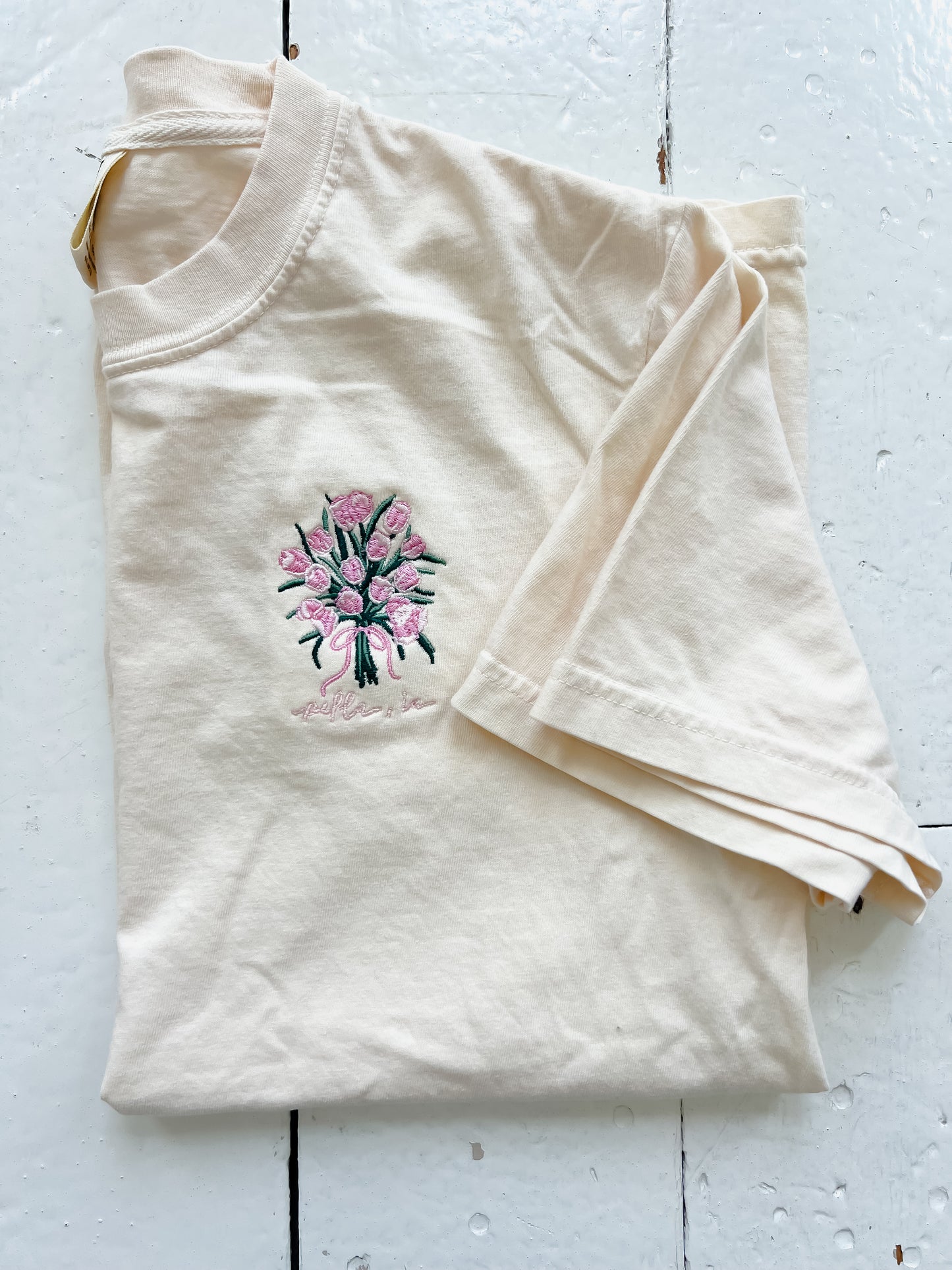 Tulip Bouquet Tee : Ivory