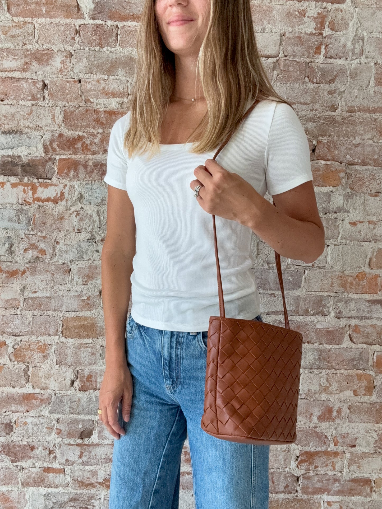 Cape May Crossbody : Brown