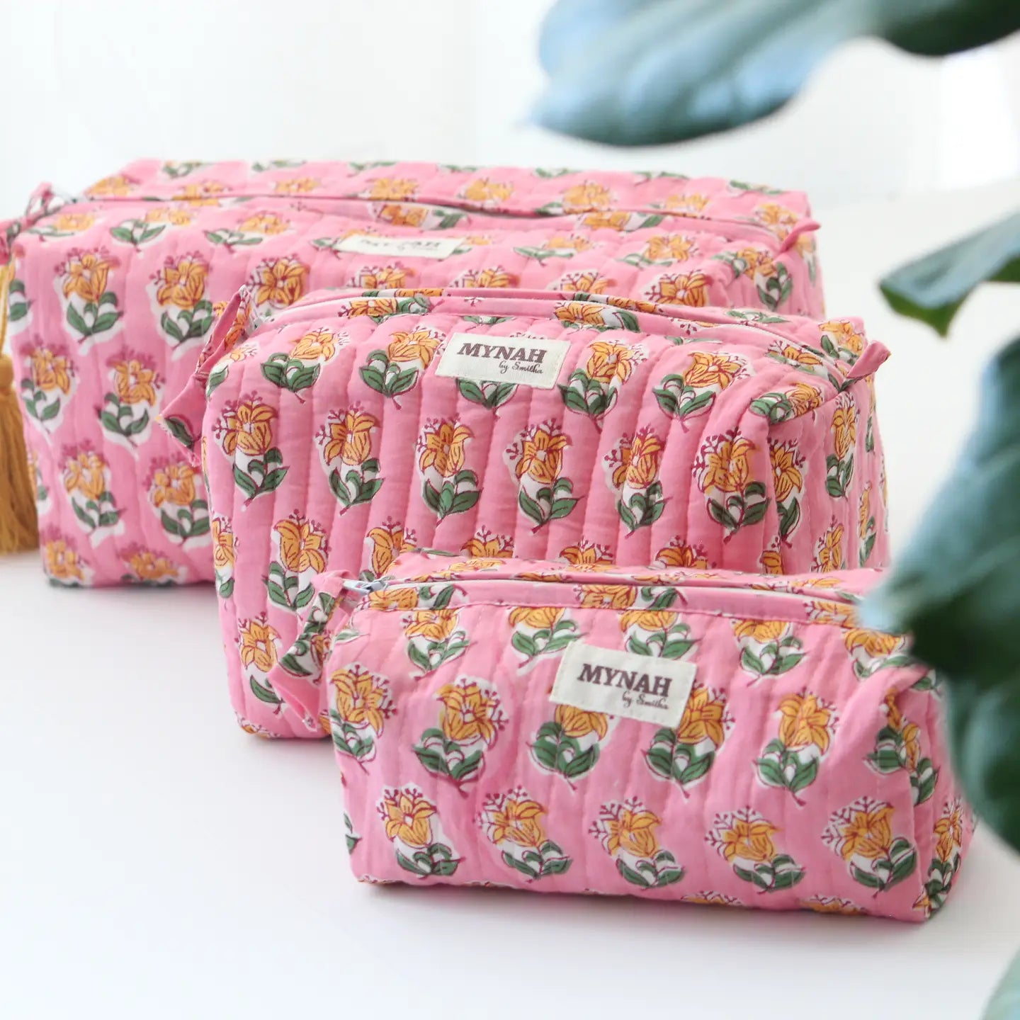 Cosmetic Bags : Bubblegum Motif