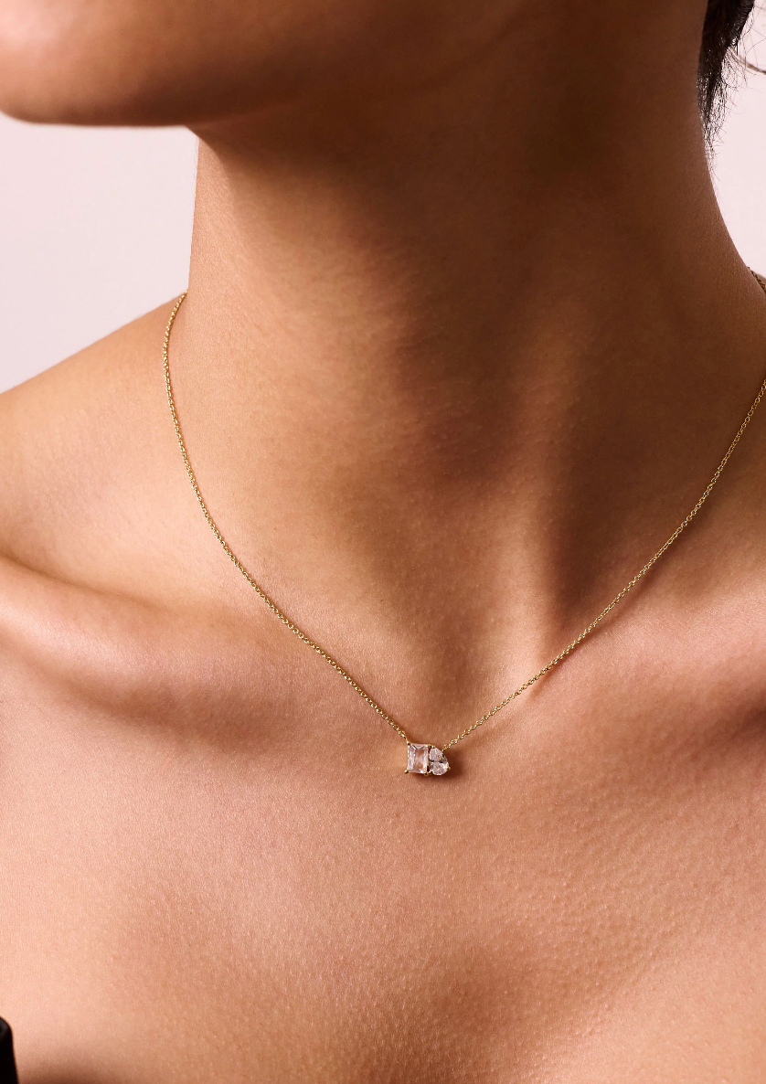 Electric Picks: Et Tois Necklace