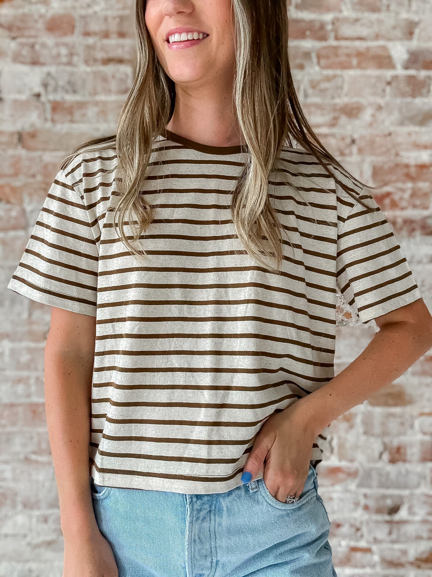 Essential Stripe Tee in Brown
