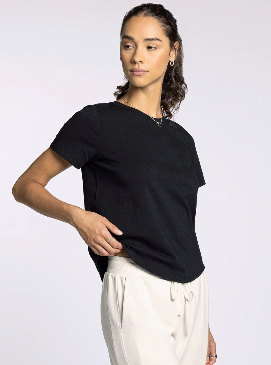 Tanya Tee : Black