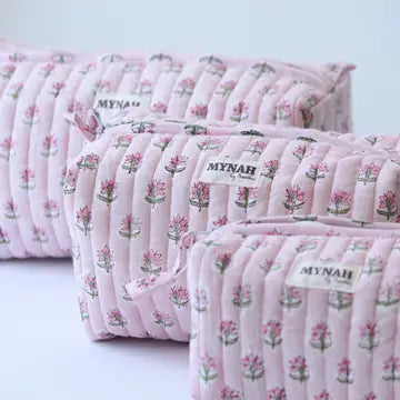 Pink Daisy Cosmetic Bag
