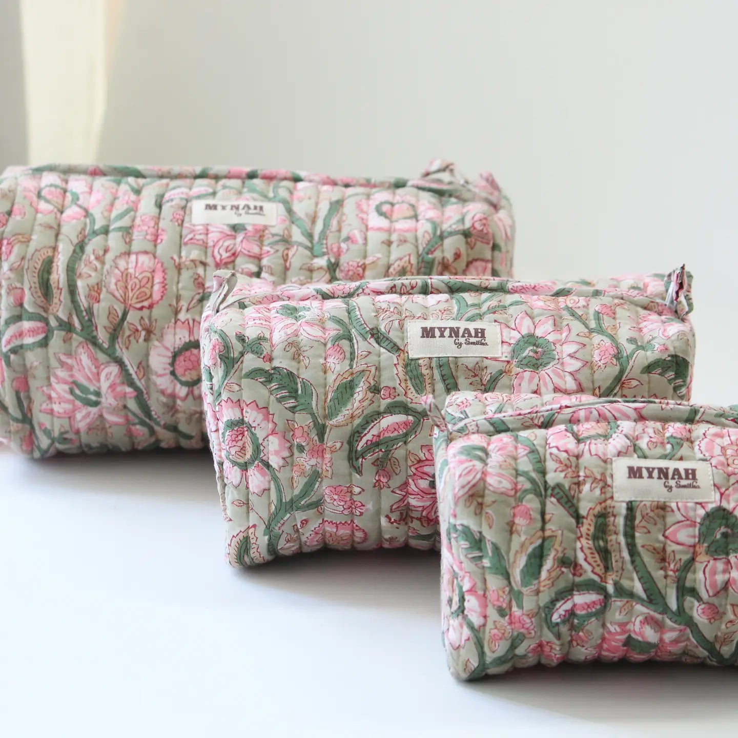 Cosmetic Bags : Pistachio Lotus