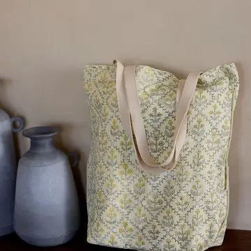 Cotton Tote Bag in Floral Lattice Buttercream