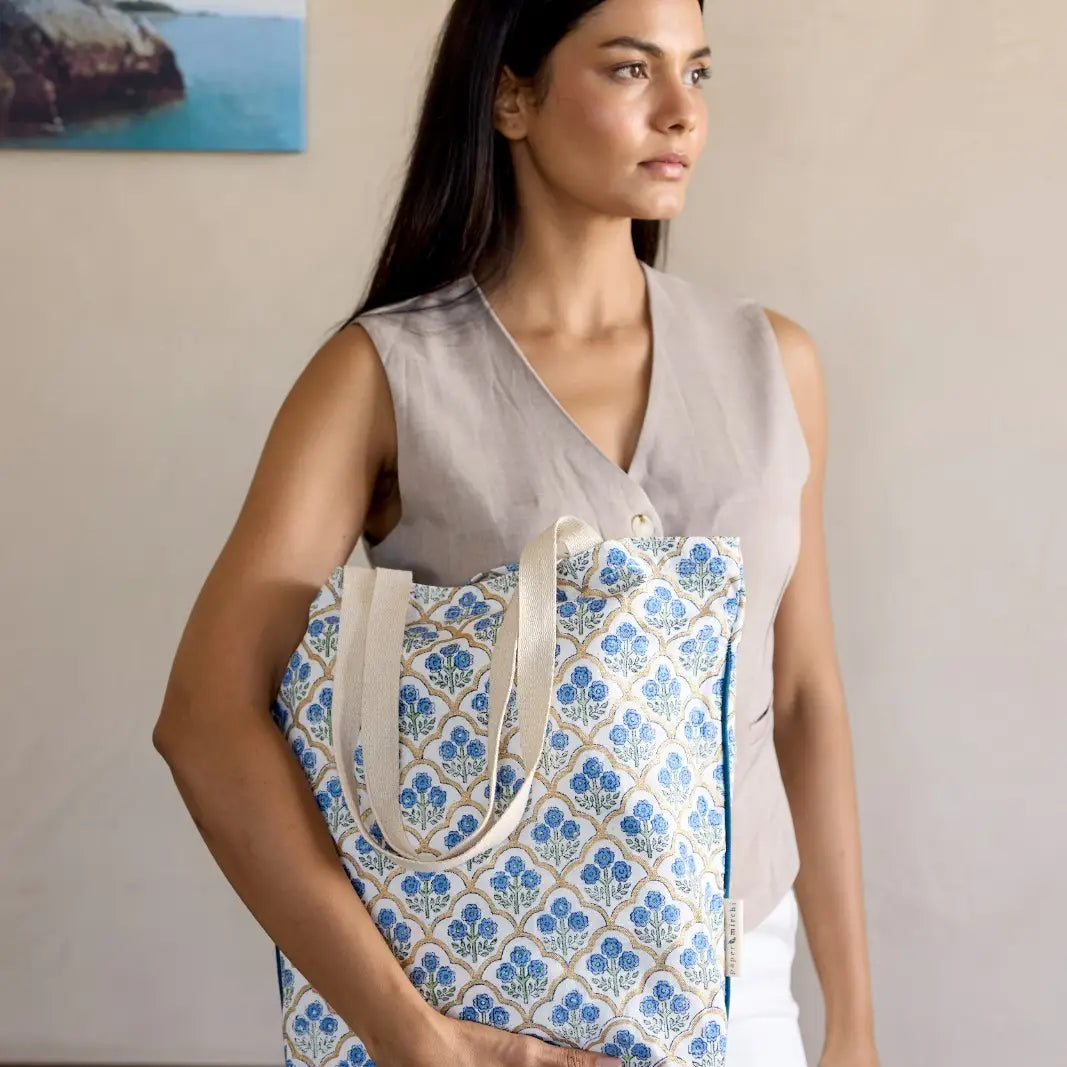 Cotton Tote Bag in Trellis Indigo