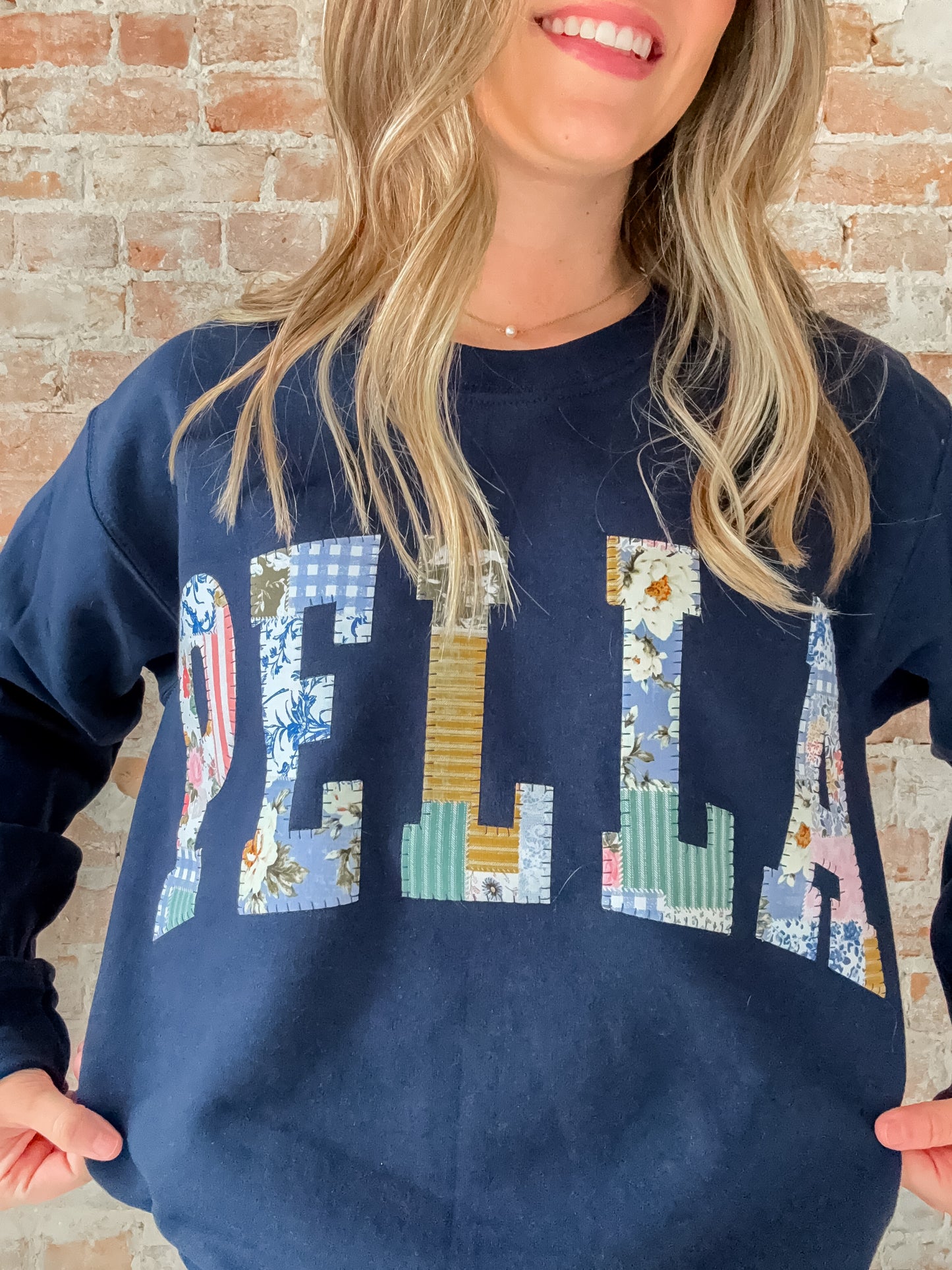 Pella Crewneck in Navy Patchwork