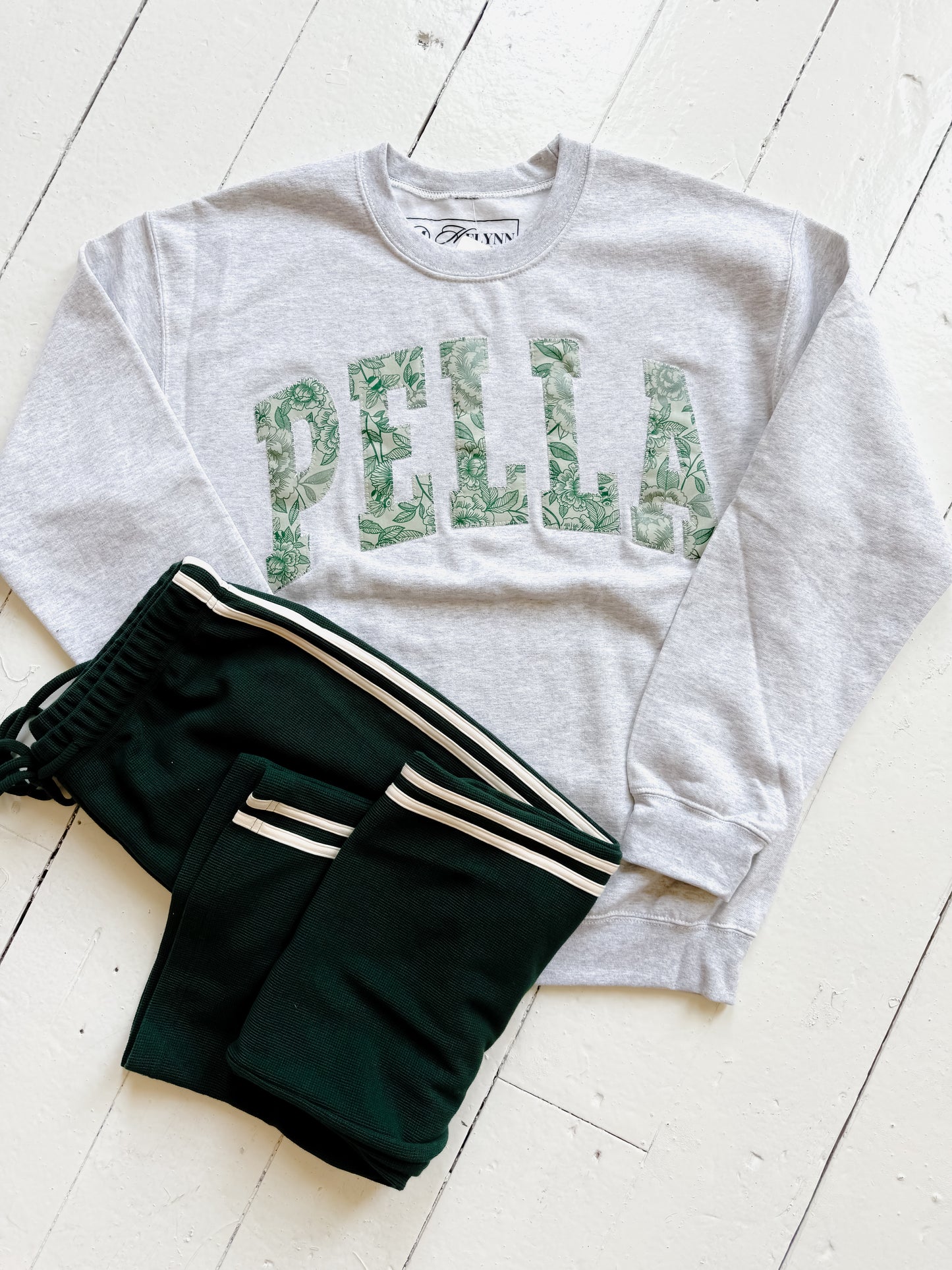 Pella Crewneck in Green