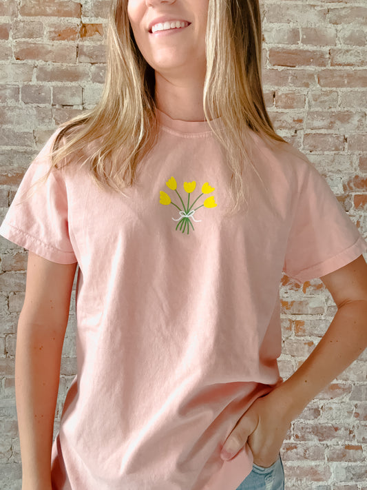 Living The Dream Tee: Peachy