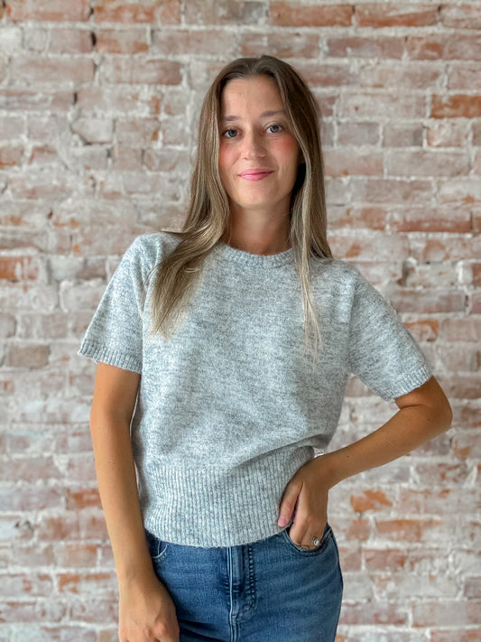 Sabrin Sweater Tee in Heather Grey