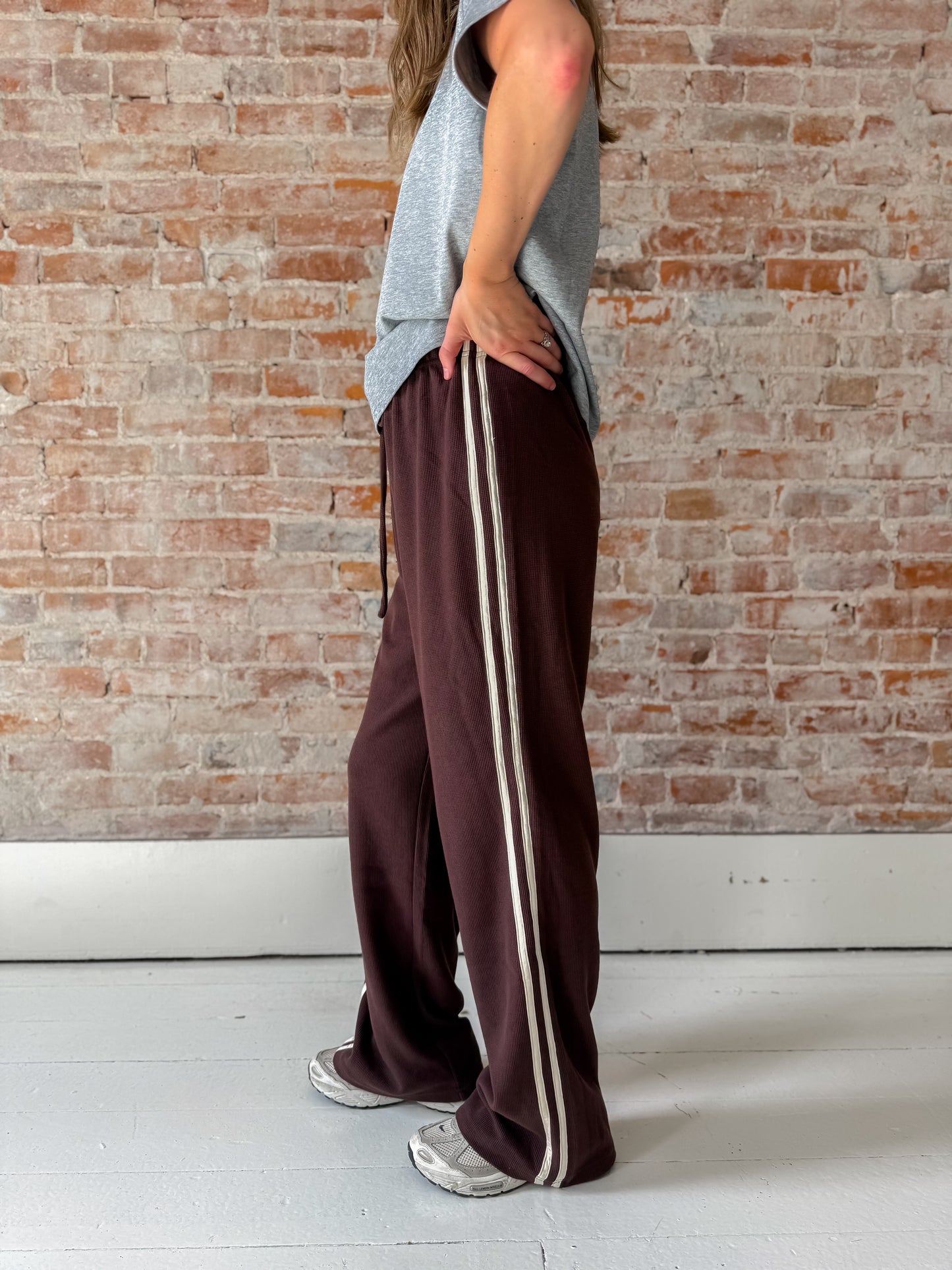 Enzo Pants in Brown