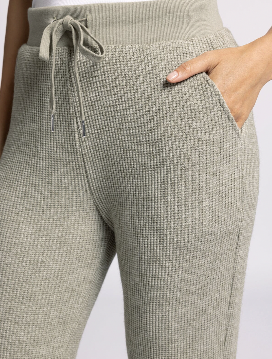 Hayley Pant : Sage