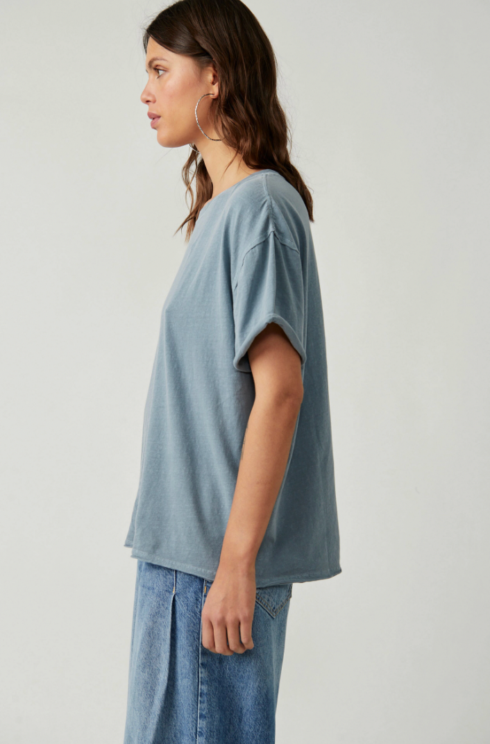 Free People : Nina Tee in Blue Mirage