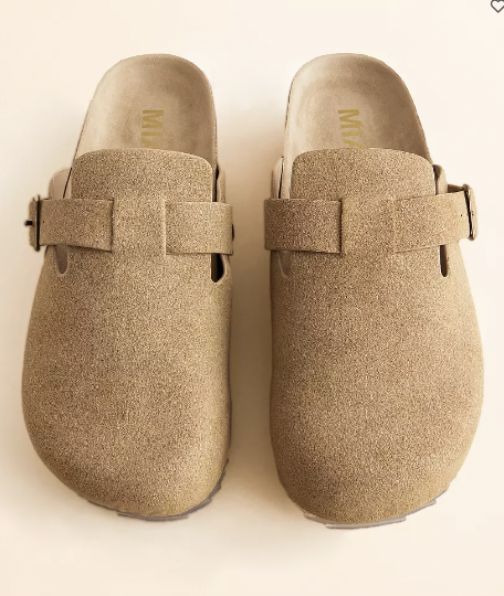 Qwest Clogs