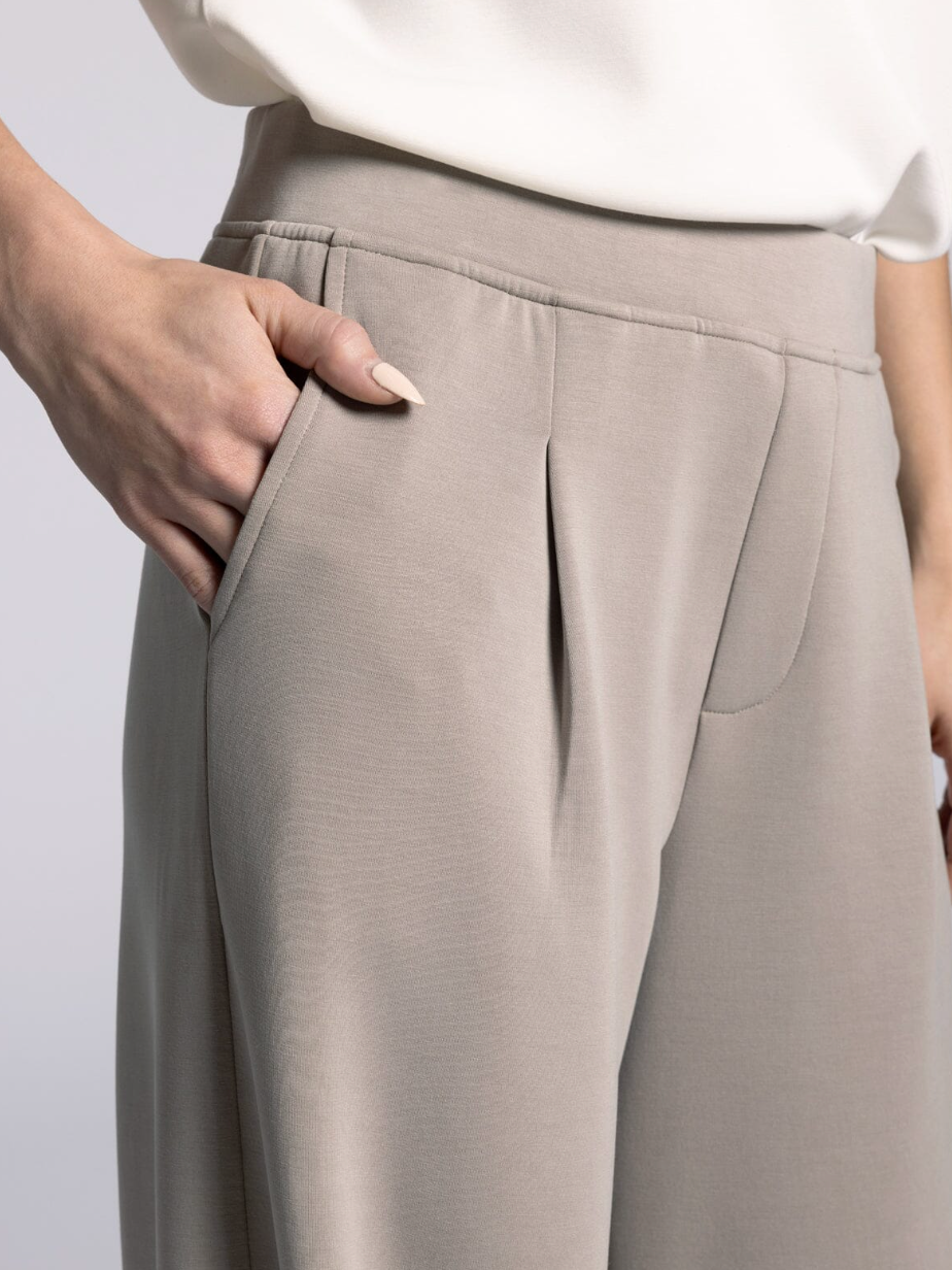 Frida Pants : Taupe