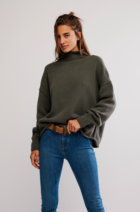 Free People : Torres Roll Neck in Army