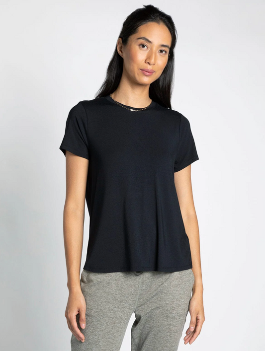 Thread & Supply : Nikkie Tee in Black