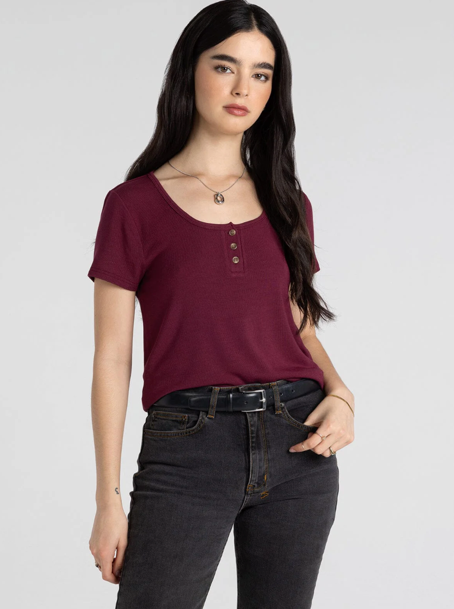 Thread & Supply: Evanore Top in Zinfandel