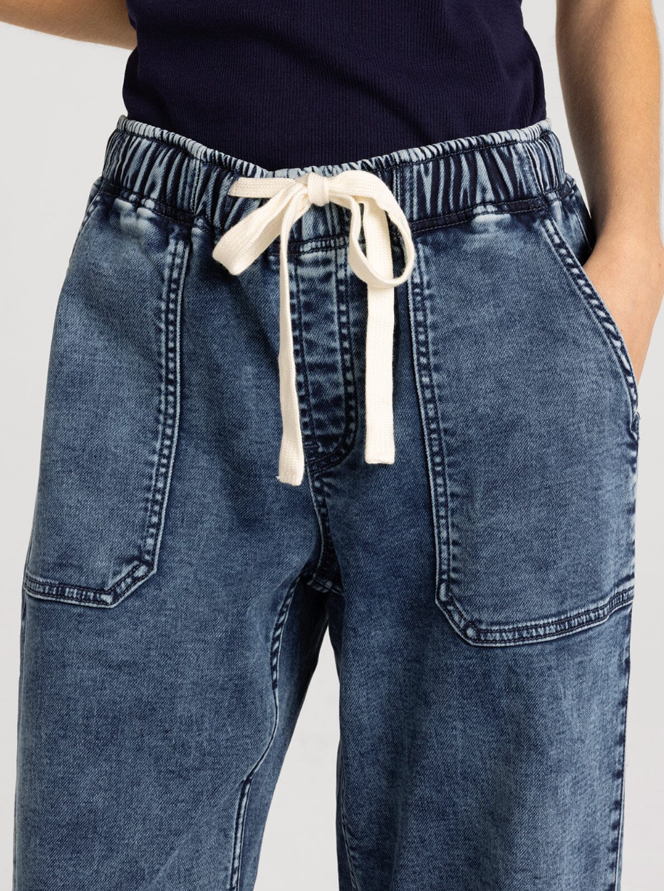 Thread & Supply: Avril Pants in Medium Wash