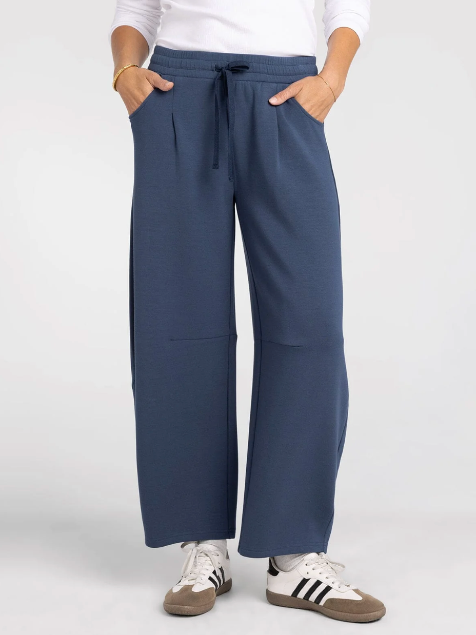 Thread & Supply: Gage Pants in Midnight Navy
