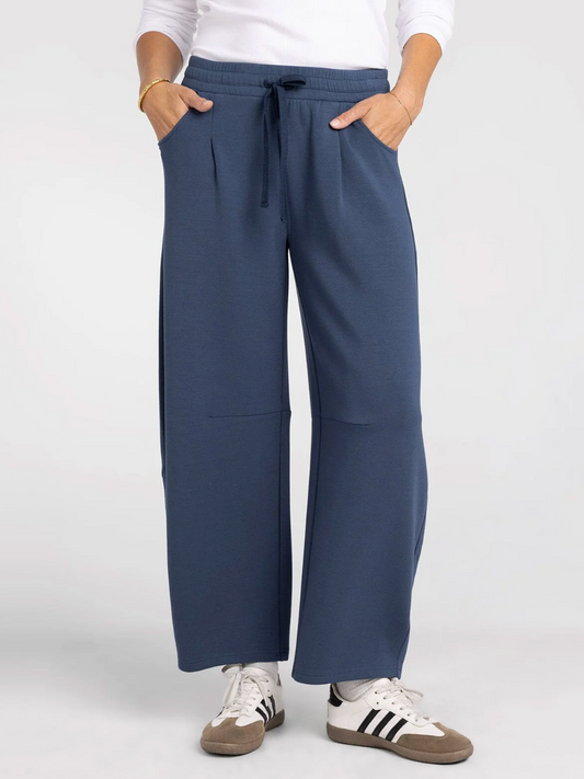 Thread & Supply: Gage Pants in Midnight Navy