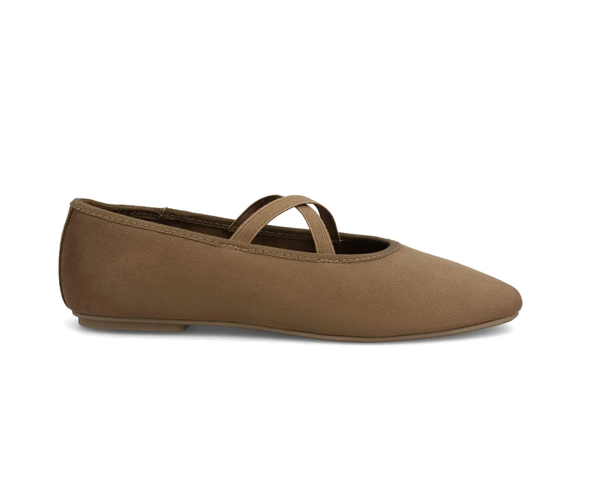 Tori Flat