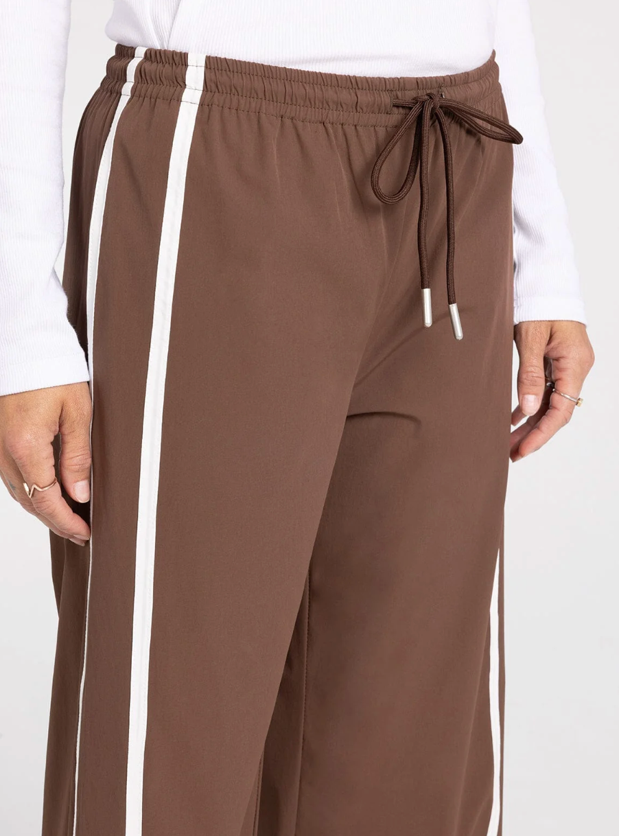 Thread & Supply: Golden Hour Pants in Brown
