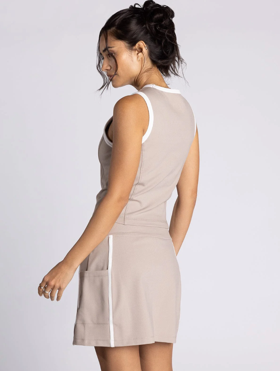 athletic tank