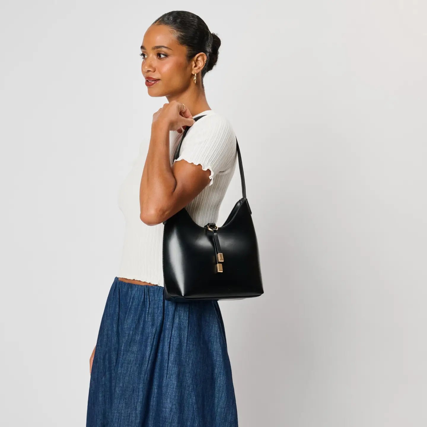 Blair Shoulder Bag in Black