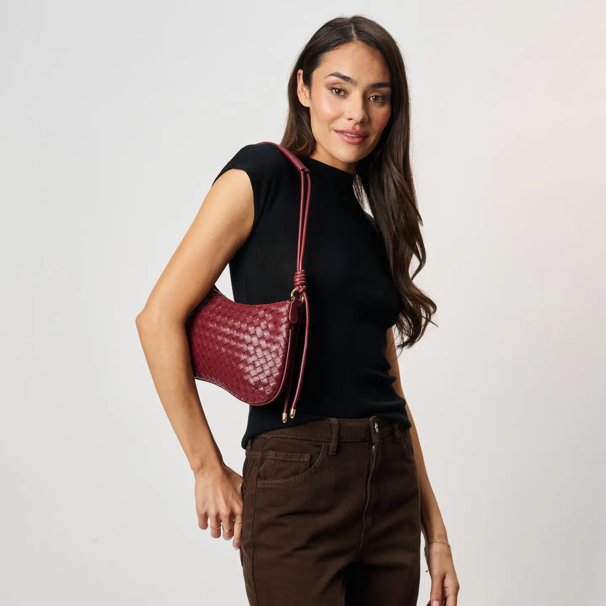 Cindy Shoulder Bag in Burgundy