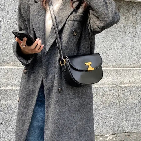 Lucie Shoulder Bag : Black