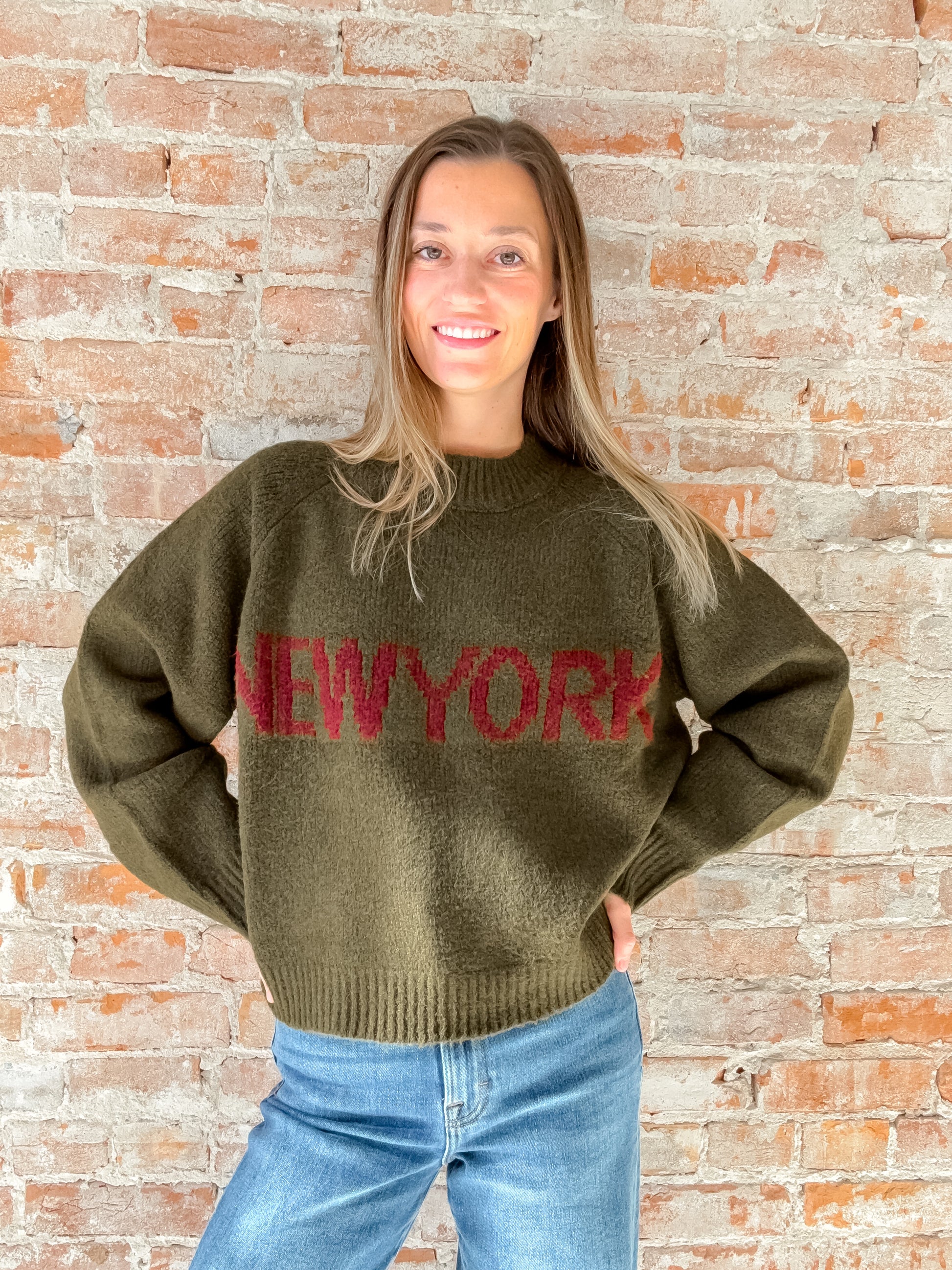 green sweater "new york" in burgundy